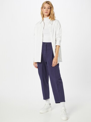 UNITED COLORS OF BENETTON Regular Pleat-Front Pants in Blue