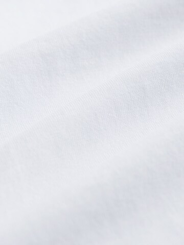 T-Shirt Next en blanc