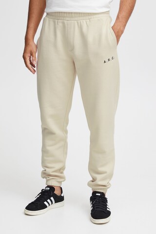 !Solid Tapered Broek 'Hanso' in Beige: voorkant