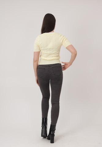 Giacchetta di Elara in giallo