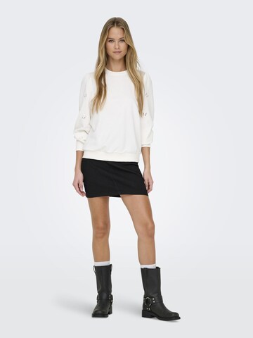 Sweat-shirt 'ONLFemme' ONLY en blanc : devant
