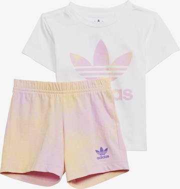 ADIDAS ORIGINALS Set in Pink: front