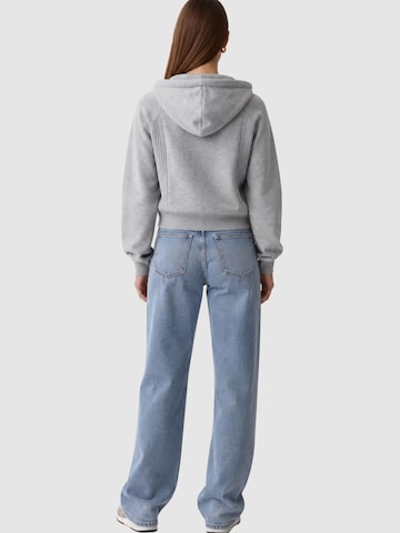 ONLY Sweatshirt 'Maglieria' i grå
