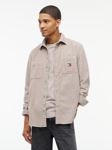 Tommy Jeans Comfort fit Button Up Shirt in Brown: front