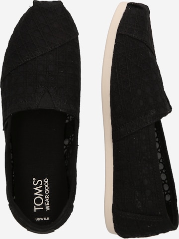 Chaussure basse TOMS en noir