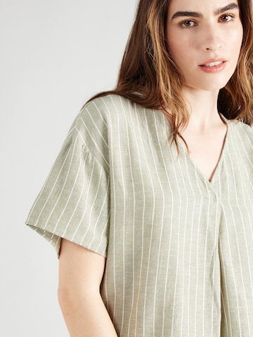 VILA - Blusa 'Prisilla' en verde