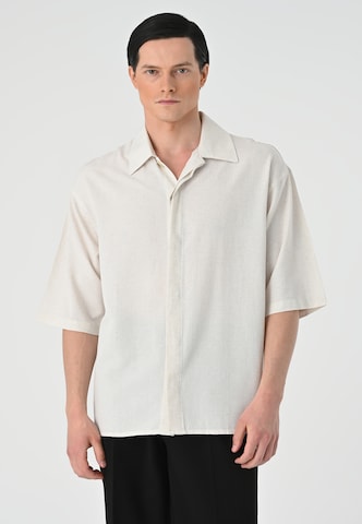 Fit confort Chemise Antioch en beige : devant