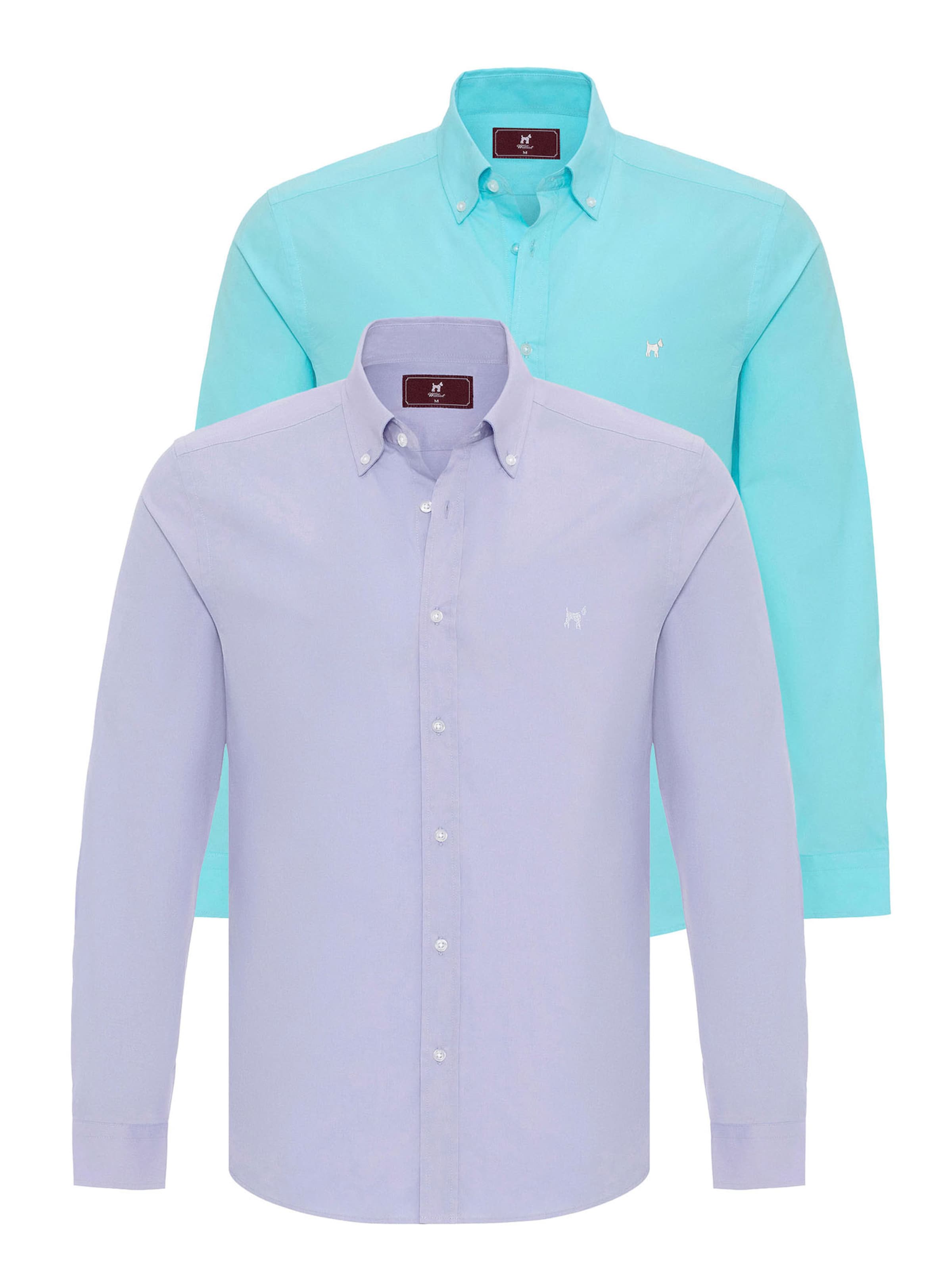 Williot Regular fit Button Up Shirt in Green: front