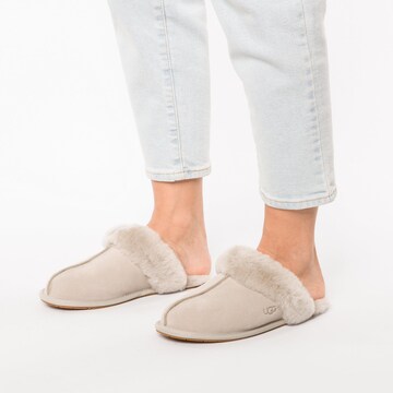 UGG Huisschoenen 'Scuffette II' in Beige