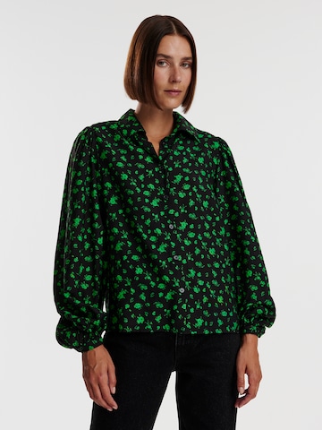 EDITED Blouse 'Keao' in Green: front