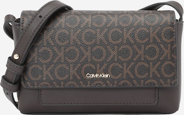 Calvin Klein Schoudertas in Bruin: voorkant