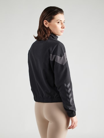 Hummel Sportjacke 'TRAVEL' in Schwarz