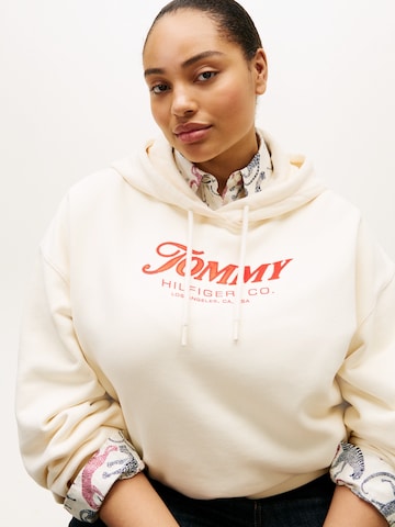 Tommy Hilfiger Curve Sweatshirt in Beige