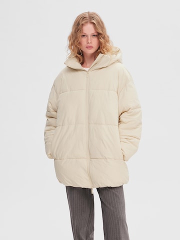 Giacca invernale 'Fraya' di SELECTED FEMME in beige