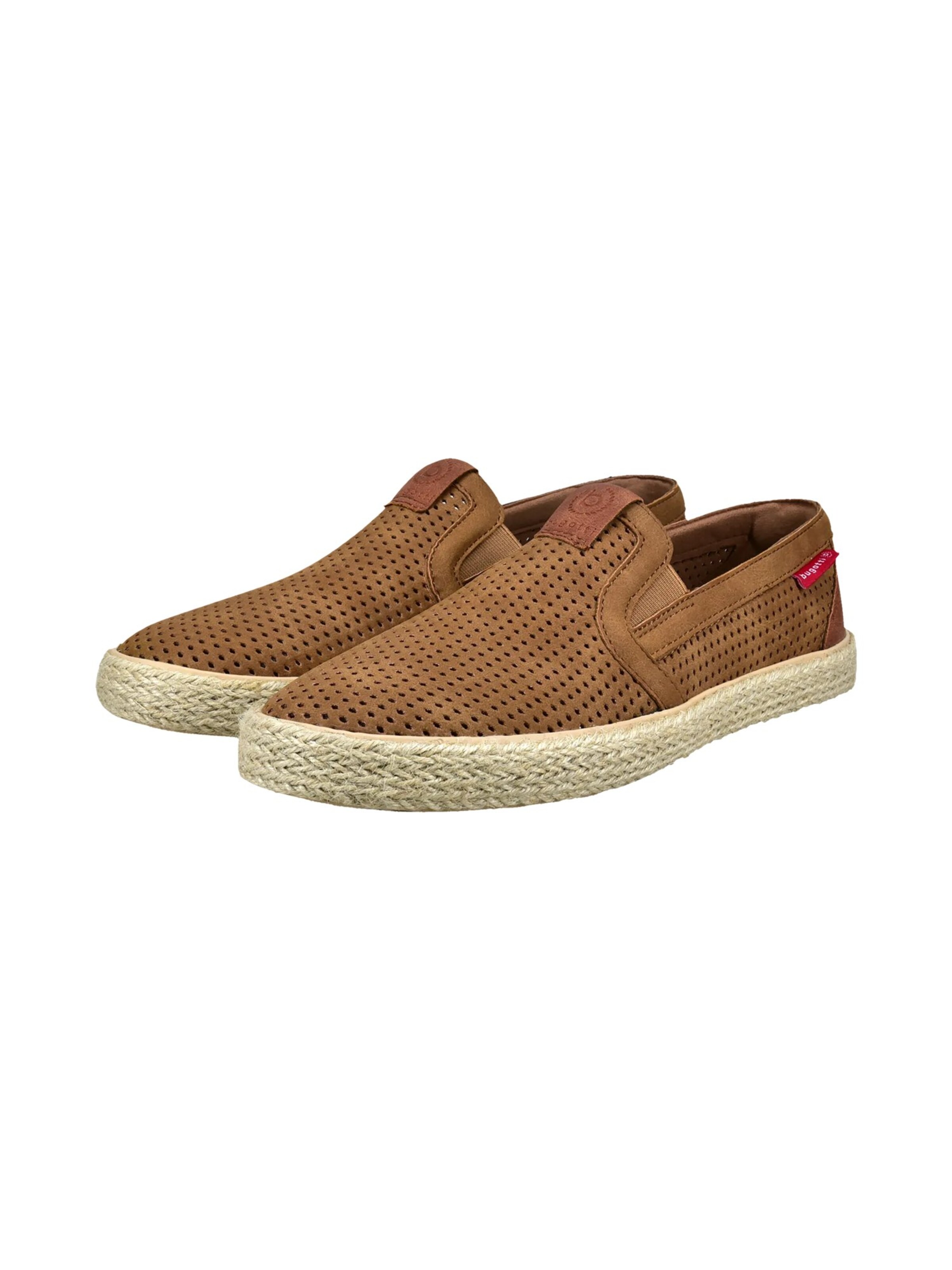 bugatti Slip-on in Brown