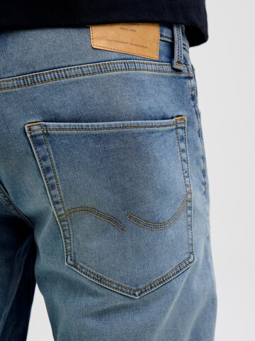 Regular Jean 'Rick' JACK & JONES en bleu
