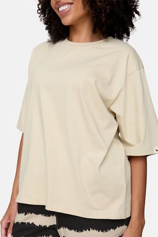 Turtledove London T-Shirt 'Elsie' in Beige