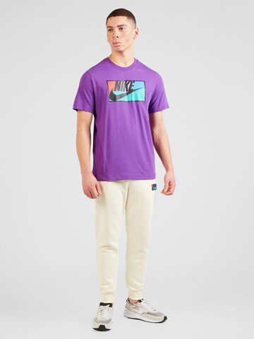 Nike Sportswear T-shirt 'CLUB' i lila