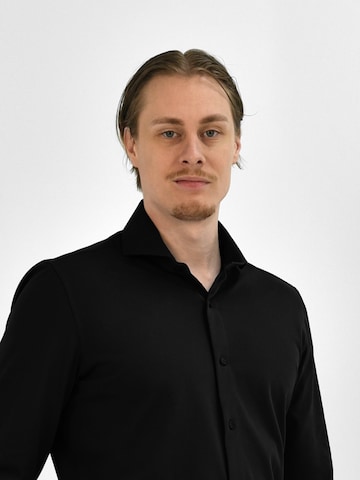 Vercate - Slim Fit Camisa clássica 'No. 19' em preto