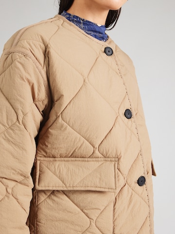 Gina Tricot Tussenjas in Groen