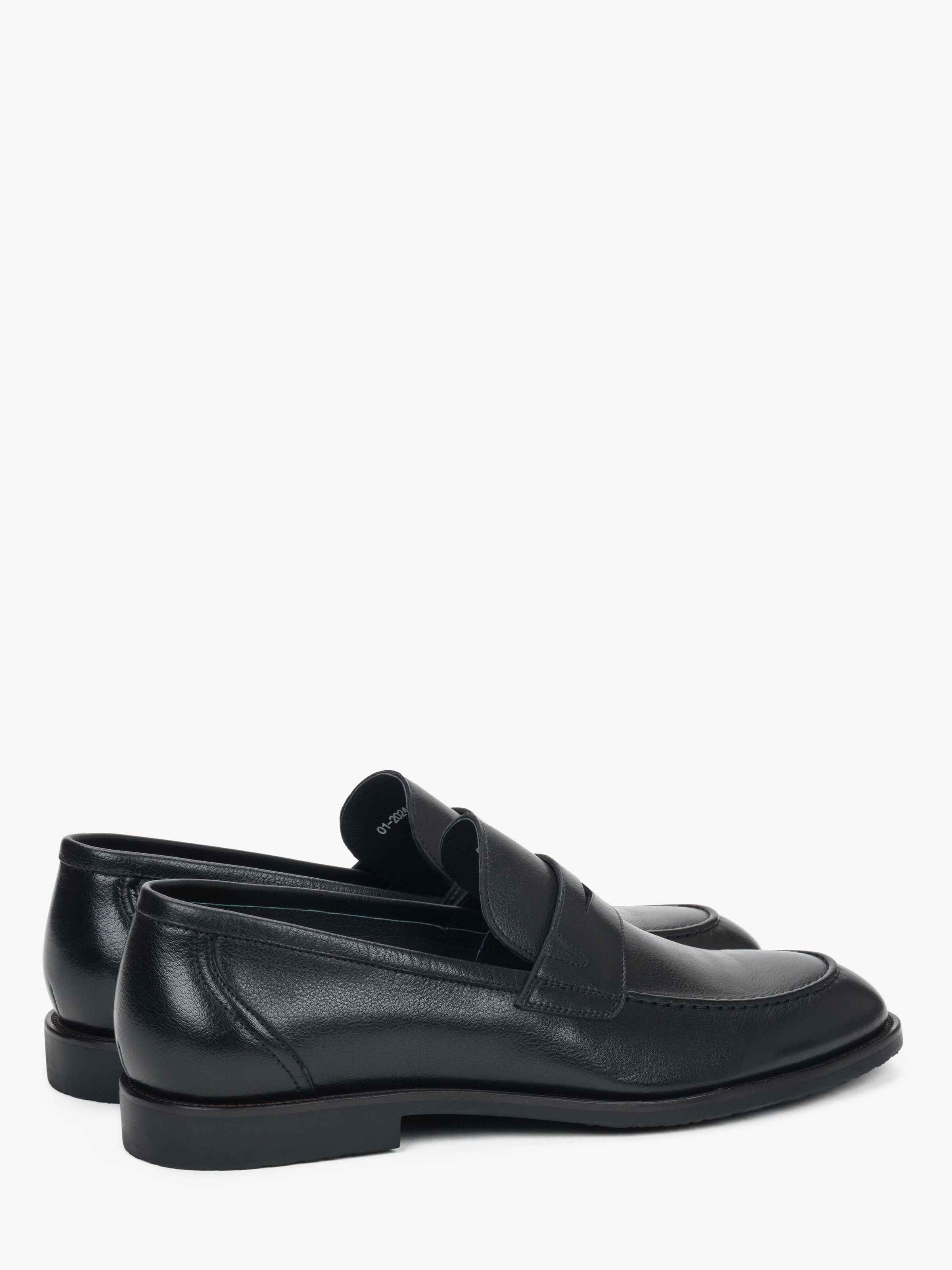 Estro Moccasin '01-202419' in Black
