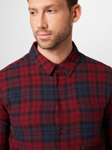 ABOUT YOU Regular fit Button Up Shirt 'Pepe' in Red