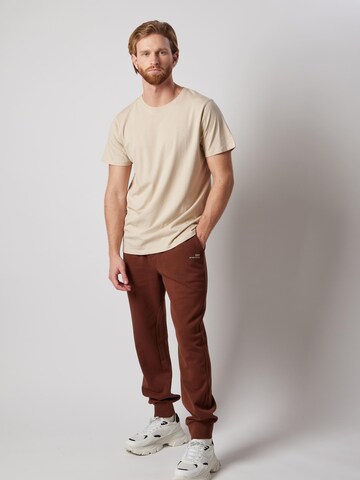 OWN Off With Nature Regular Broek 'Joggers Felpati' in Bruin