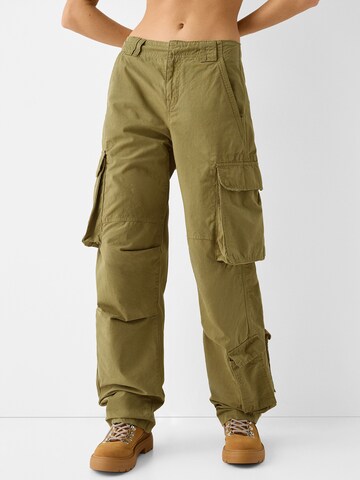 Loosefit Pantaloni cargo di Bershka in verde