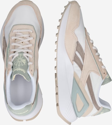 Baskets basses Reebok en beige