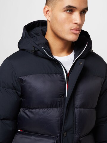 TOMMY HILFIGER Winter Jacket in Blue