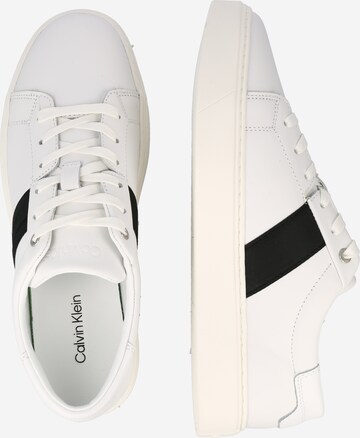 Calvin Klein - Zapatillas deportivas bajas en blanco