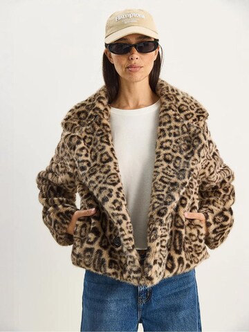 Bianco Lucci Tussenmantel in Beige: voorkant