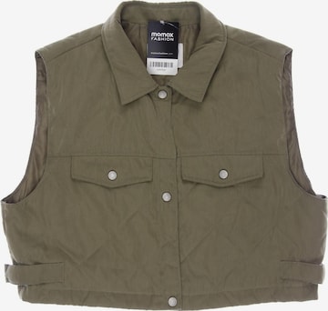 Noisy may Vest in L in Green: front