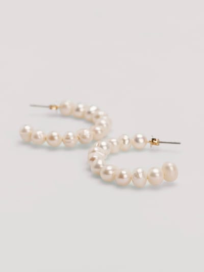 NA-KD Earrings in natural white, Item view