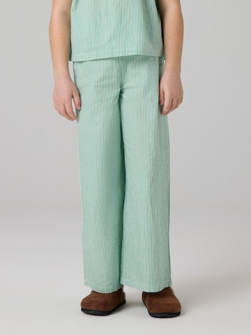 Wide leg Pantaloni di NAME IT in verde: frontale