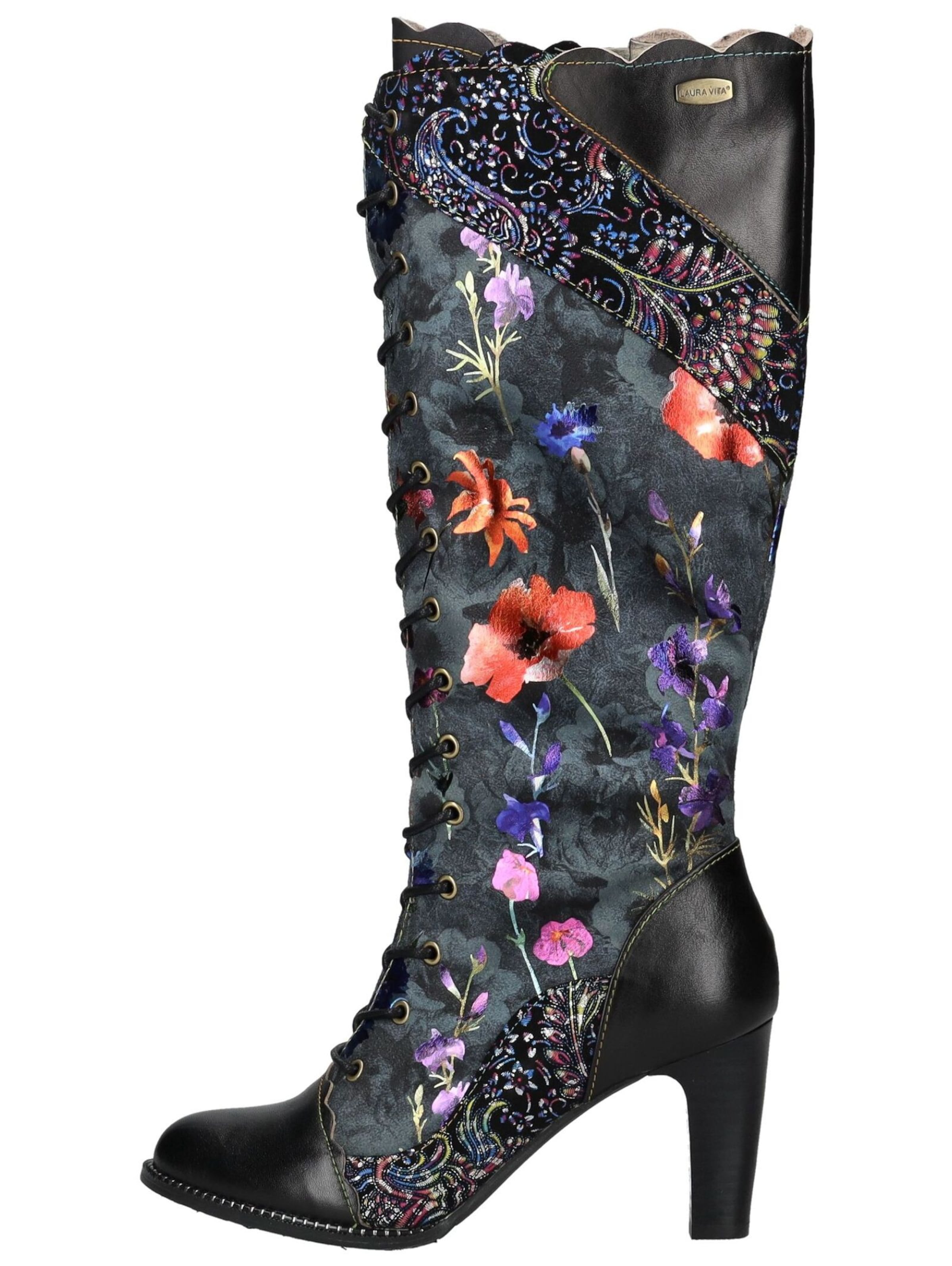 Laura Vita Lace-up boot in Black