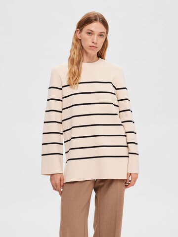 Pull-over SELECTED FEMME en beige : devant