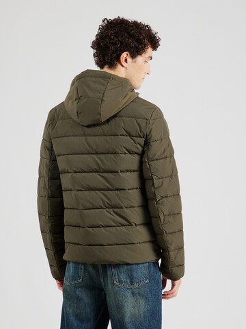 Lyle & Scott Between-season jacket in Green