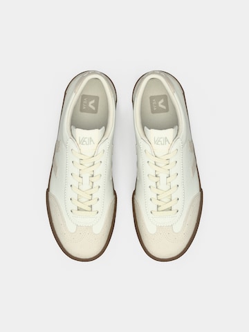 Baskets basses 'Volley' Veja en blanc
