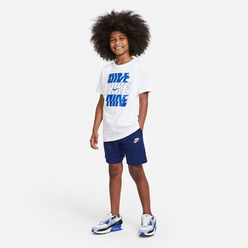 Nike Sportswear Regular Shorts in Blau