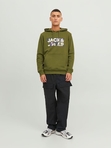 Sweat-shirt 'Dust' JACK & JONES en vert