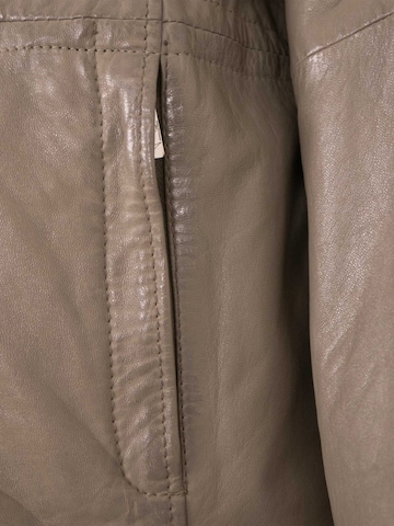 Jilani Övergångsjacka 'Camelia' i beige