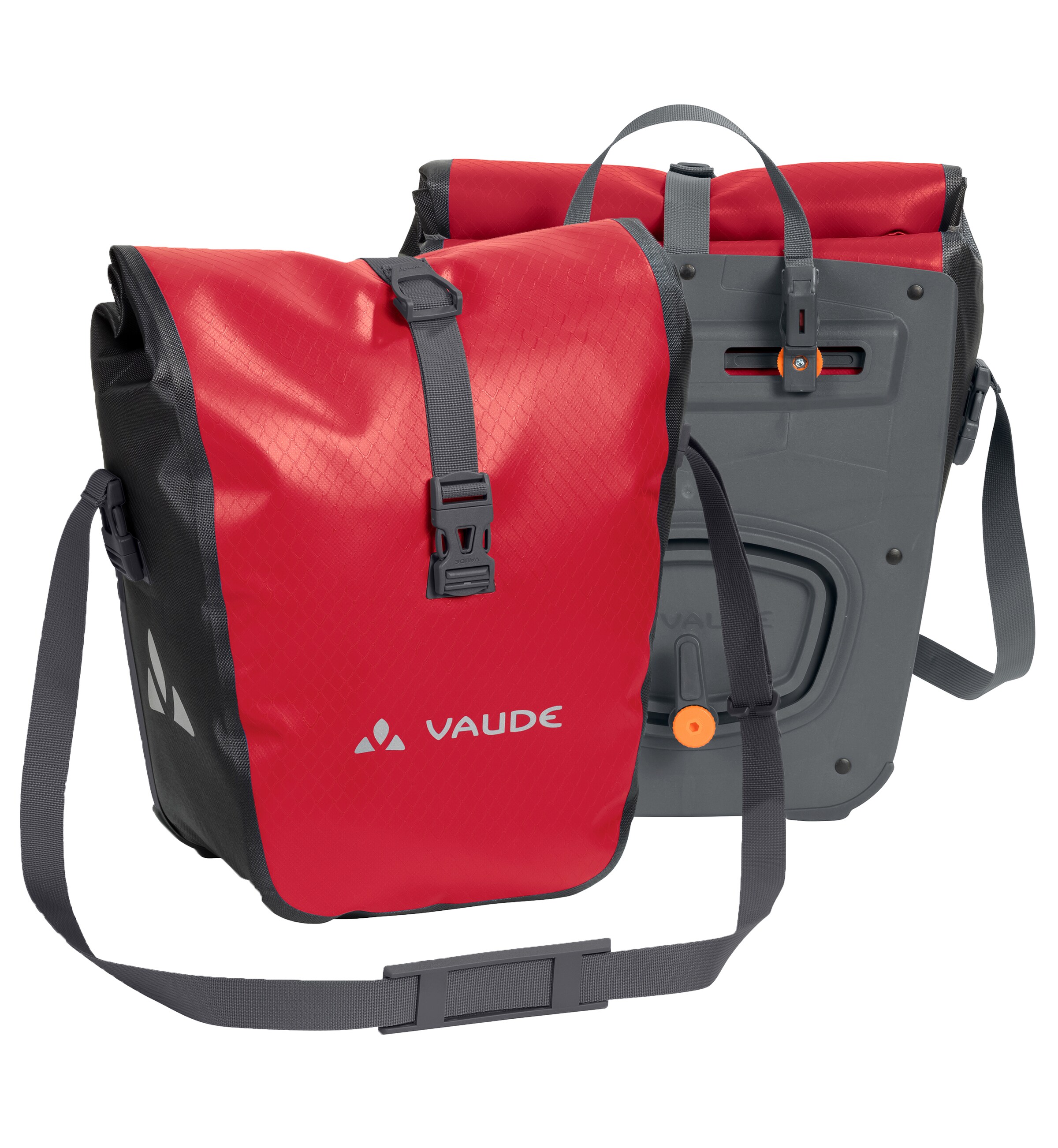 VAUDE Sports bag 'Aqua Front' in Red: front