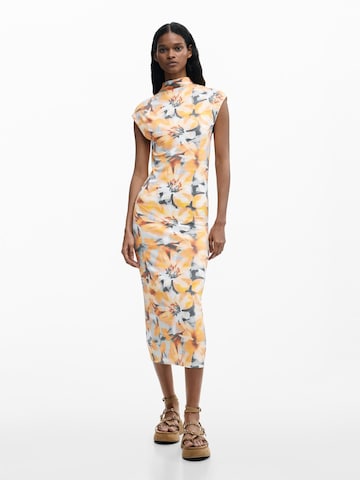 Robe Desigual en mélange de couleurs : devant