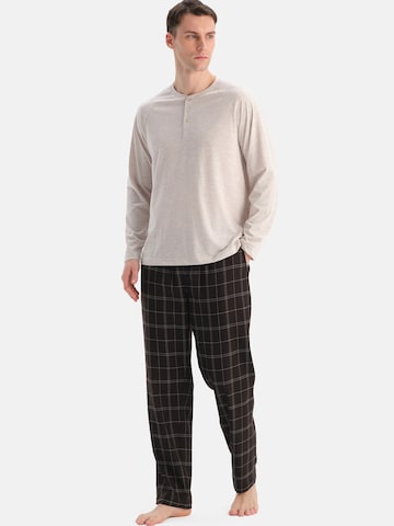 Dagi - Pijama largo en blanco