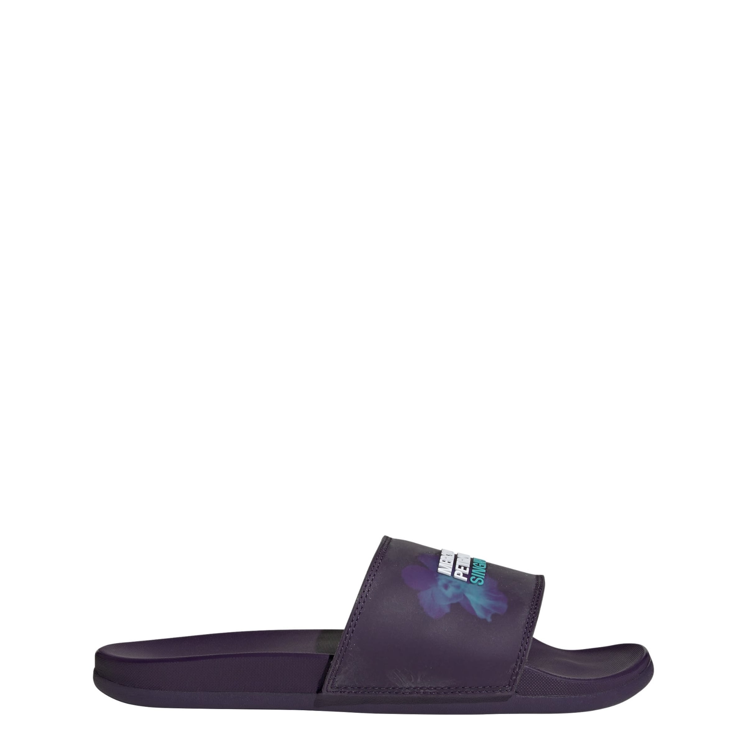 Claquettes / Tongs 'Adilette Comfort Mercedes AMG Petronas F1 Team' ADIDAS PERFORMANCE en violet : devant
