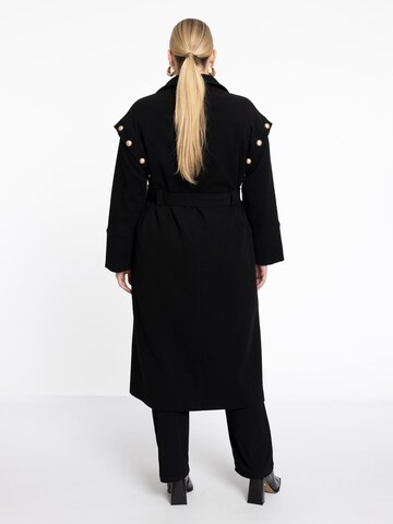 YOEK Between-seasons coat in Black