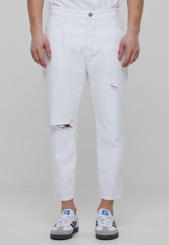 2Y Premium Tapered Jeans in Wit: voorkant