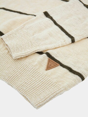 GUESS Pullover in Beige