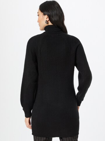 Missguided Sweater in Black